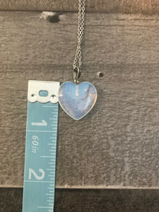 Heart Stone Necklace - Miane's Shoppe