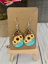 Load image into Gallery viewer, Sunflower Dangle Earrings
