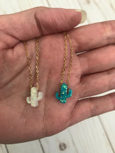 Load image into Gallery viewer, Dainty Cactus Necklace - Miane&#39;s Shoppe