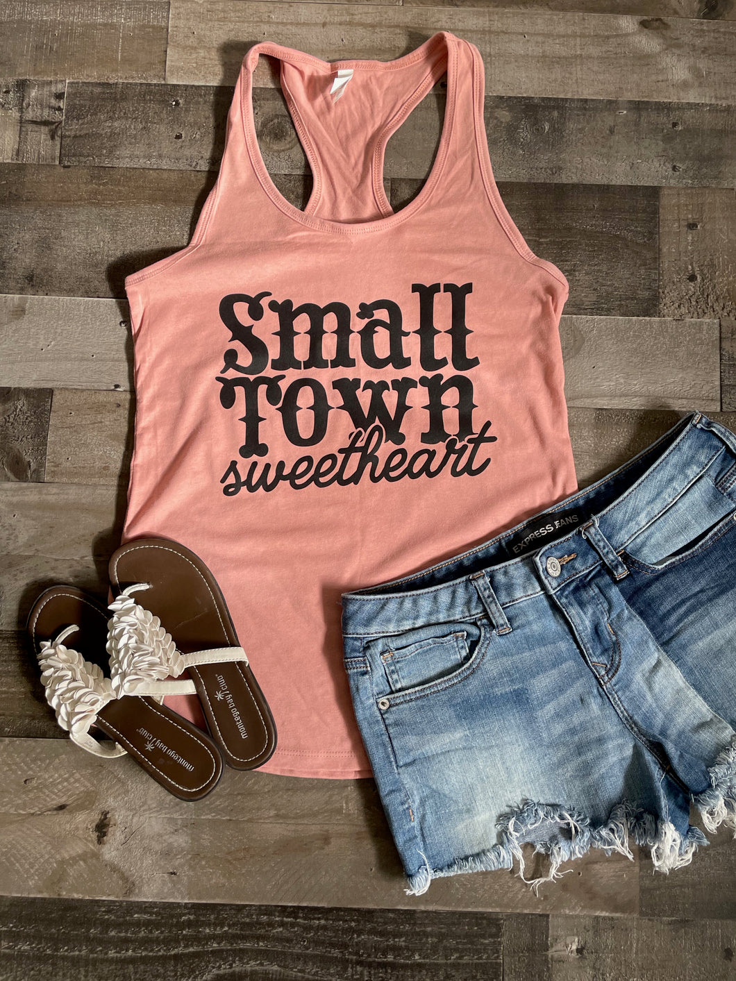 Small Town Sweetheart Tank Top - Miane's Shoppe