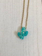 Load image into Gallery viewer, Dainty Cactus Necklace - Miane&#39;s Shoppe