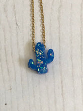 Load image into Gallery viewer, Dainty Cactus Necklace - Miane&#39;s Shoppe