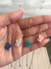Load image into Gallery viewer, Dainty Cactus Necklace - Miane&#39;s Shoppe