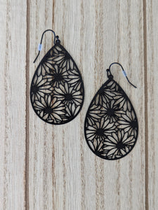 Flower Teardrop Earrings - Miane's Shoppe