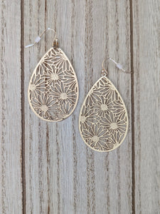 Flower Teardrop Earrings - Miane's Shoppe